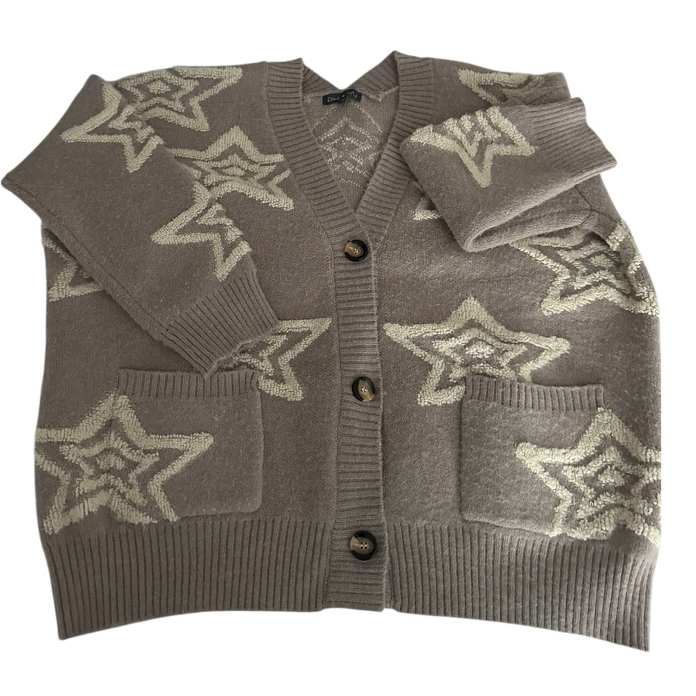 Pixi and Ivy Boutique- Oversized Star Patterned Cardigan